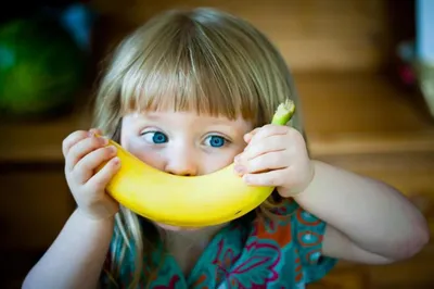 Какие продукты вызывают аллергию у детей - список | РБК Украина
