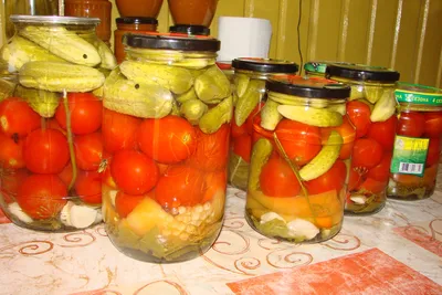 Овощное ассорти на зиму — рецепт с фото пошагово + отзывы. Заготавливаем  ассорти из огурцов, кабачков, капусты, помидоров и сладкого перца на зиму.