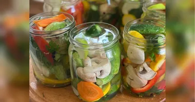 Как приготвоить маринованные овощи на зиму - вкусное ассорти - простой  рецепт