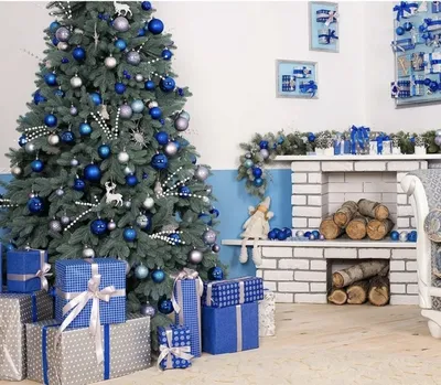 Новогодние елки с белыми и синими шарами (66 фото)