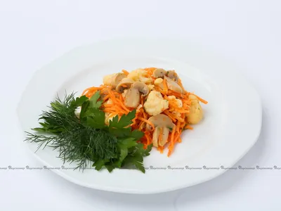 Салат морковь изюм сыр рецепт с фото - 1000.menu