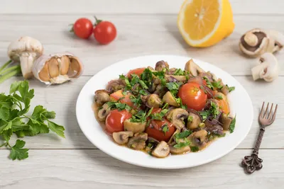 Салат из морских гребешков с помидорами - пошаговый рецепт с фото