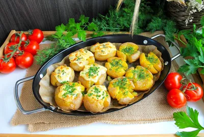 Вареная картошка запеченная в духовке рецепт с фото пошагово - 1000.menu