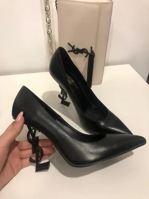 Туфли на стильном высоком каблуке, черные PARIS-CASSANDRA Yves Saint Laurent  купить за 7487 грн в магазине UKRFashion. Товары бренда Yves Saint Laurent.  Лучшее качество