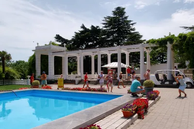 Nikita Botanical Garden. Walk on the pearl of the Crimea. Yalta, Nikita -  YouTube