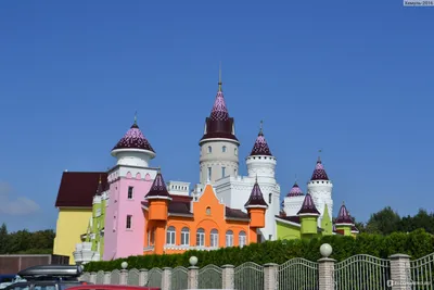 В подмосковном совхозе построили детский сад в виде немецкого замка -  Российская газета