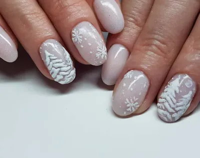 Елка серебро с белым на ногтях (76 фото) - картинки modnica.club