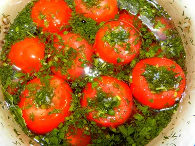 Зеленые помидоры, фаршированные хреном и чесноком – кулинарный рецепт