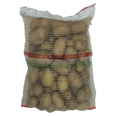 В Минусинске приезжему не дали продать две сетки картошки