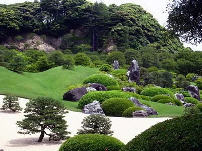 Традиционный японский сад камней и песка в храме Kozenji самая большая  Редакционное Фото - изображение насчитывающей озеленение, крупнейший:  202419306