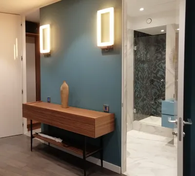 Маленькие двери в ванную комнату со склада и под заказ, установка от  специалистов
