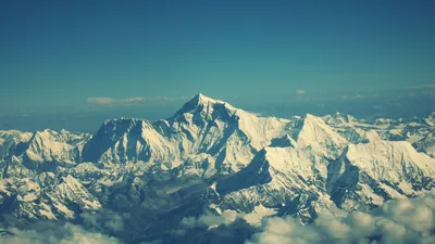 Скачать 1920x1080 эверест, горы, небо, вершины обои, картинки full hd,  hdtv, fhd, 1080p