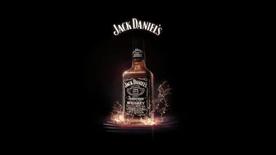 Обои на рабочий стол Бутылка со знаменитым виски Jack Daniels / Джек  Дэниелс (old time, old No. 7 brand, quality Jennessee sour mash Whiskey  50cl, 40% vol), обои для рабочего стола, скачать