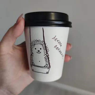 Рисунок маркером на стаканчике кофе | Надписи мелом, Кофе, Кофейные карточки