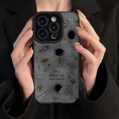 Прозрачная задняя крышка телефона …» — создано в Шедевруме
