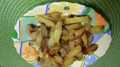 Жареная картошка с грибами - рецепт автора Marina Maksimova ✈