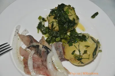 Картошка с овощами с селёдкой - рецепт автора Хизри ✈
