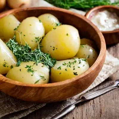 Крошка-картошка с селедкой — рецепт с фото пошагово