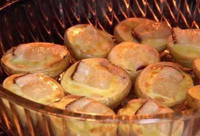 Картошка в мундире, запеченная в духовке – 8 наивкуснейших блюд, которые  захочется приготовить прямо сейчас — читать на Gastronom.ru
