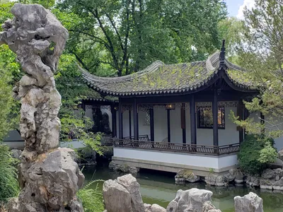 Китайский сад в Франкфурте редакционное стоковое фото. изображение  насчитывающей природа - 80879718