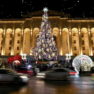 Новогодняя елка \"Бирюза\" по цене 5490 руб - купить в Москве с доставкой