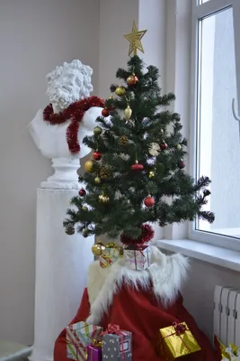 Искусственная заснеженная новогодняя елка Изабелла, реалистичная c шишками  и ягодами купить по низким ценам в интернет-магазине Uzum (808924)