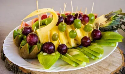 Овощная тарелка на праздничный стол (67 фото)