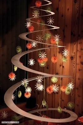 17 креативных елок на Новый год | Деревянные рождественские ёлки,  Рождественская ёлка своими руками, Святки