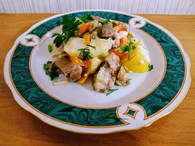 Жаркое из свинины с картошкой в горшочках с грибами рецепт с фото пошагово  - 1000.menu