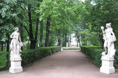 Петербуржцам рассказали, останется ли бесплатным в 2023 году Летний сад