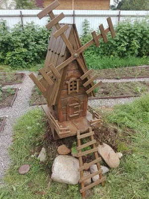Декоративная мельница в саду | Деревянные плантаторы, Уличная мебель из  поддонов, Ветряная мельница