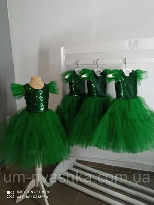 Нарядное зеленое платье Елочка с ободком купить по цене 1400 ₽ в  интернет-магазине KazanExpress