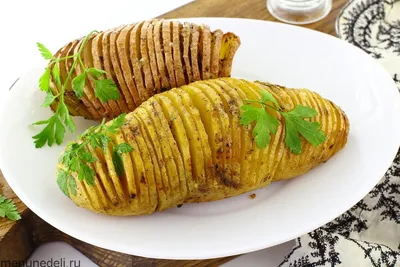 Рецепт картошки-гармошки с прованскими травами в духовке | Меню недели