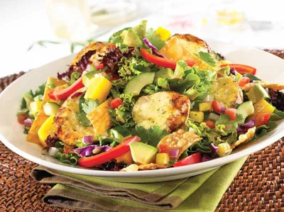 Салат с курицей, яблоком и помидорами – пошаговый рецепт с фото на сайте  Гастроном