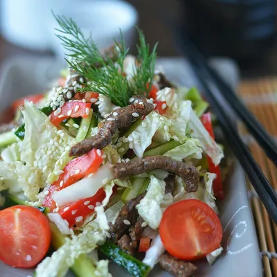 Теплый салат с говядиной: рецепт приготовления с фото