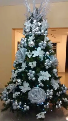 Vánoční stromeček: | Cool christmas trees, Christmas tree inspiration,  Unique christmas trees
