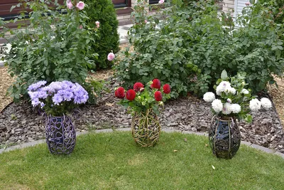 Кованые вазоны в саду: особенности выбора и ухода | Садовый декор.  Уникальные кованые изделия для дачи и сада | Дзен
