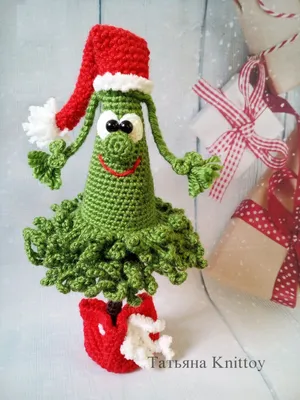 Crochet Christmas Tree with Handmade Ornaments