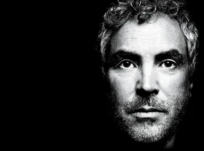 Погрузитесь в фильмографию Альфонсо Куарона через фото