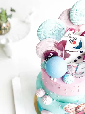Холодное сердце»❄️❄️❄️ По всем вопросам просьба писать в директ, а ещё  лучше в вотсап (номер … | Frozen birthday party cake, Frozen birthday cake,  Frozen doll cake