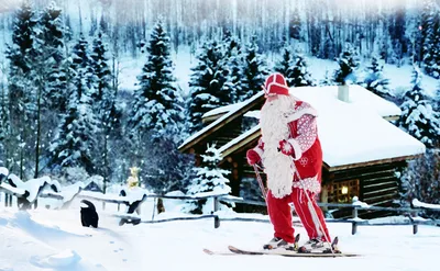 Дед Мороз на лыжах иллюстрация вектора. иллюстрации насчитывающей рука -  28023870
