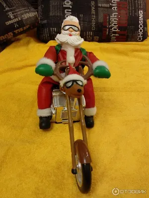 Дед Мороз приехал на мотоцикле на открытие ёлки в Кисловодске | Своё ТВ