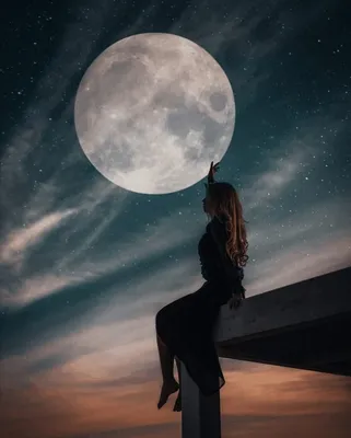 Девушка на луне картинки фотографии