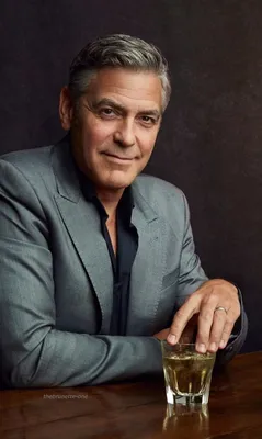 Очарование легенды: Увидьте Джорджа Клуни на фото с другими знаменитостями