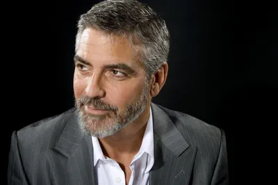 Мужественная красота: Фотография Джорджа Клуни, восхитительного актера