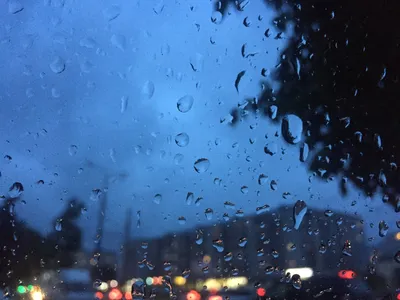 Капли дождя на стекле картинки фотографии