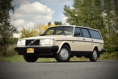 This Beige 1986 Volvo 240 DL Wagon Shows Just 49k Miles - autoevolution