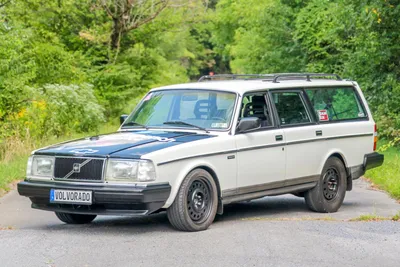 Used Volvo 240 DL Wagon for Sale (with Photos) - CarGurus