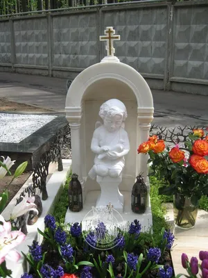 Детские памятники ребенку в виде ангелочков. Цены, фото - ANUBISS