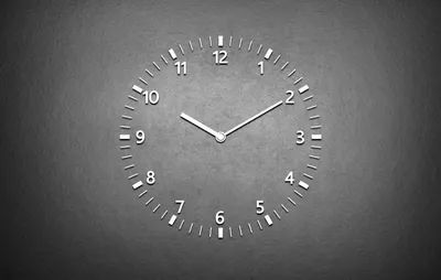 верхний вид плоский белый часы показать время в 7 часов на офисе желтый рабочий  стол. Стоковое Изображение - изображение насчитывающей компьютер,  оборудование: 227478873